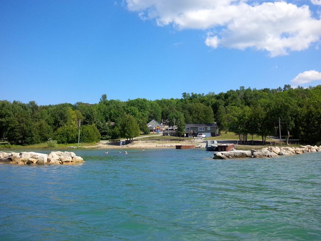 Bayshore Cottages Wiarton Exteriör bild