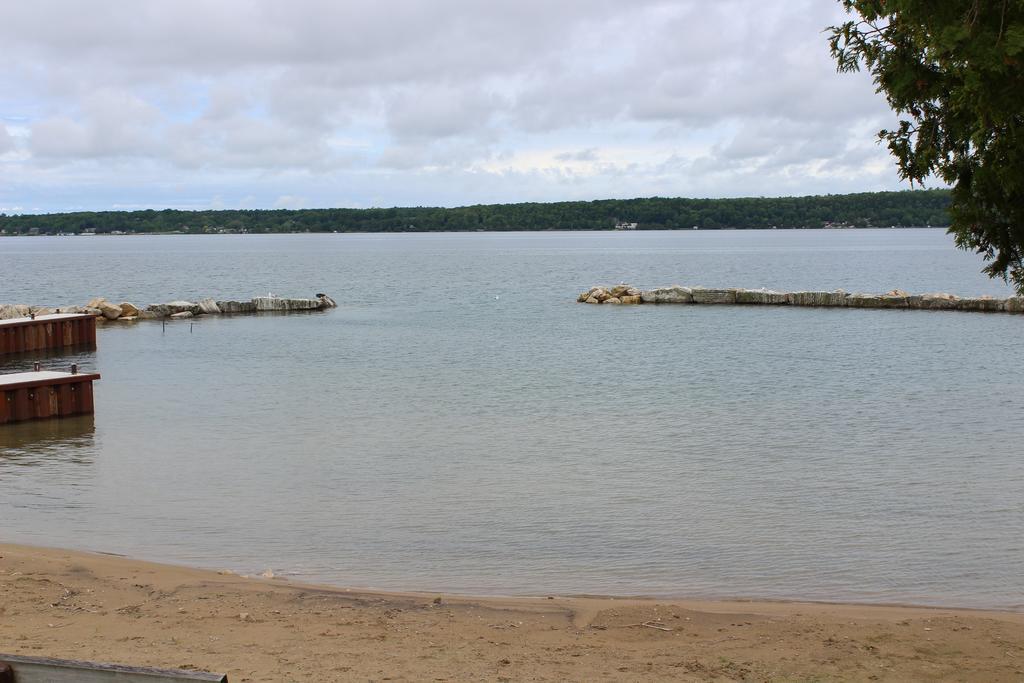 Bayshore Cottages Wiarton Exteriör bild